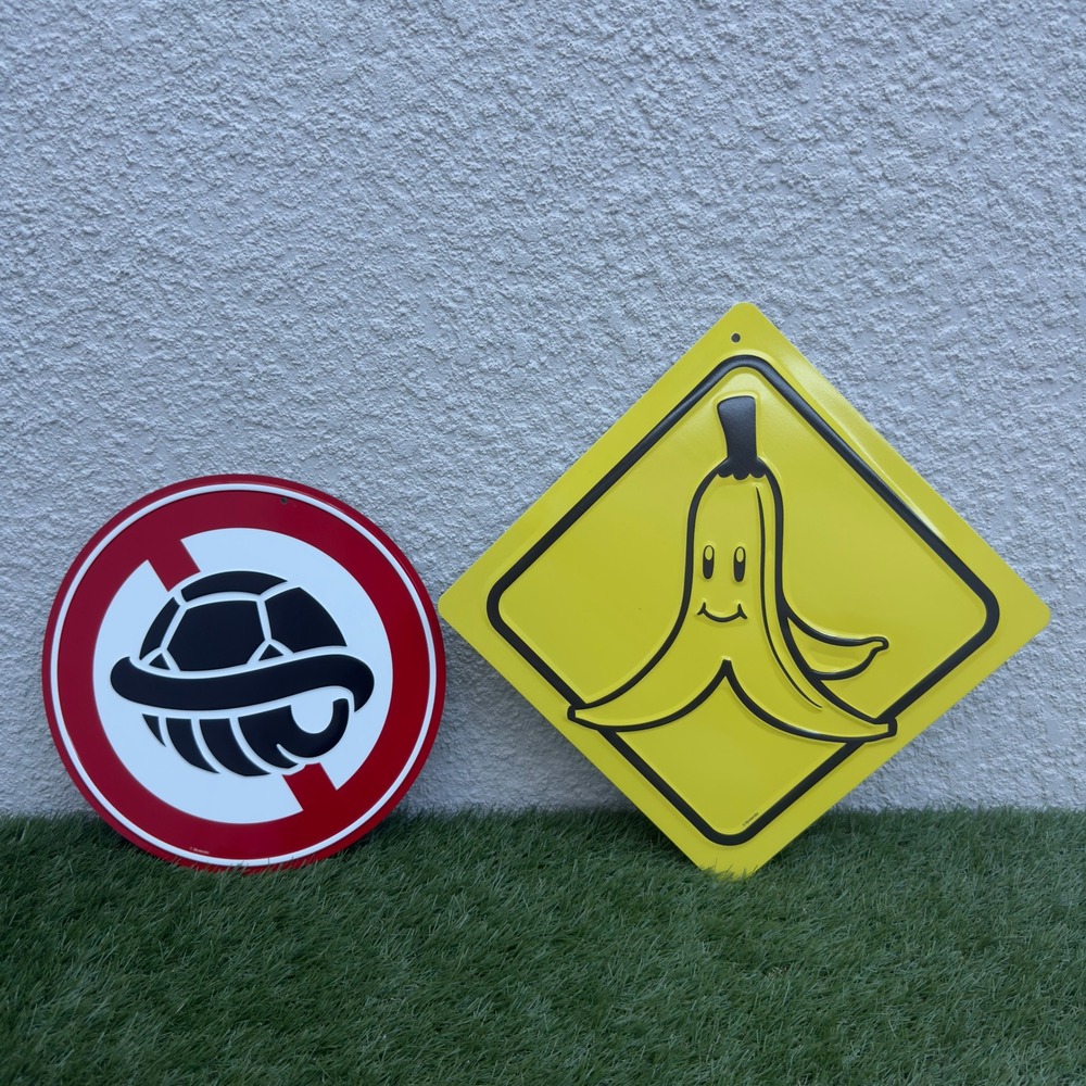Nintendo Mario Kart Metal Sign Set Spiny Shell & Banana Peel Embossed Tin 12"